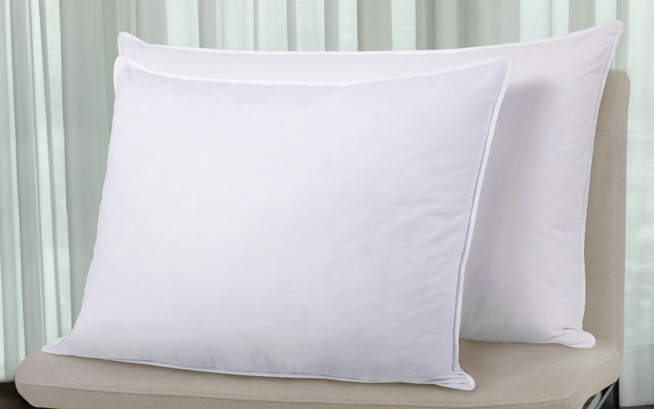 Cotton Plain Bed White Pillows